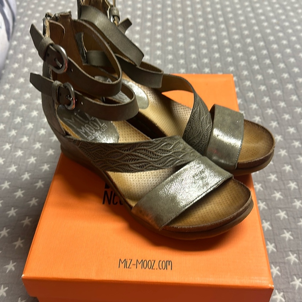 Miz Mooz sandals 
Size 38 / 7